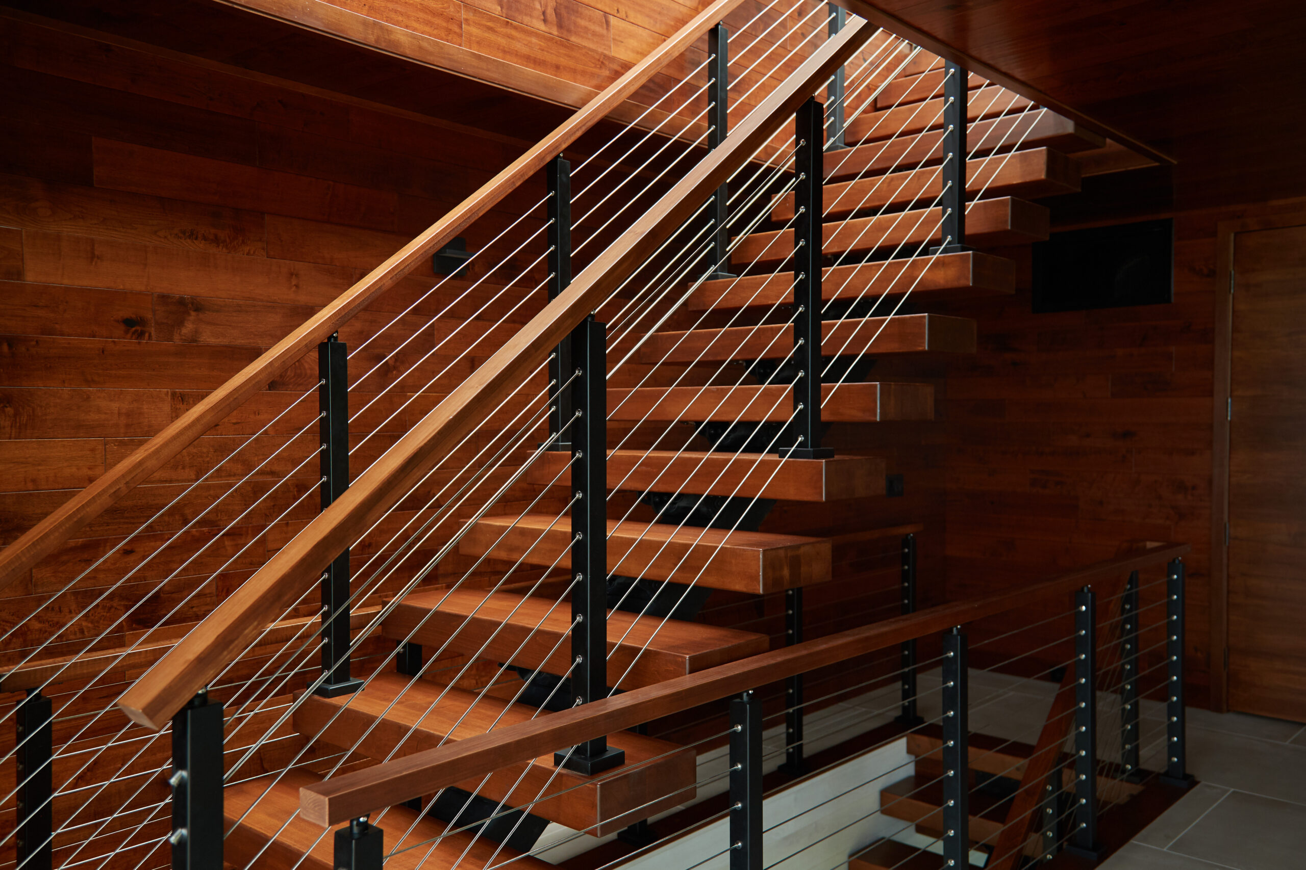 Floating Stairs Straight Stringer and Cable Railing