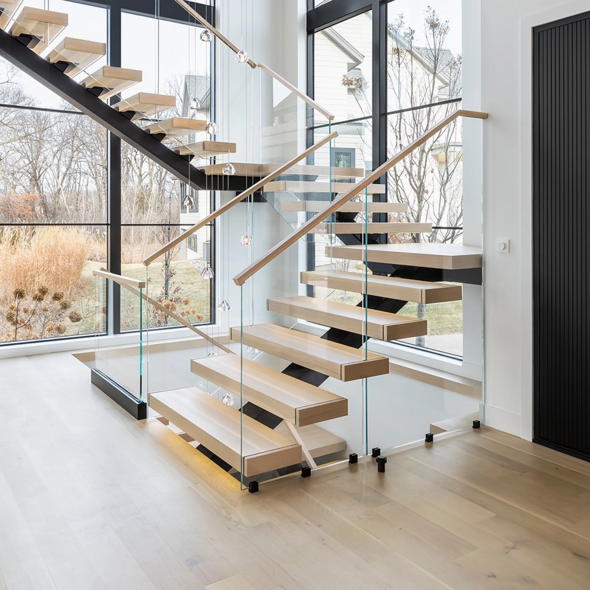 FLIGHT Mono, White Oak Treads with Custom Stain